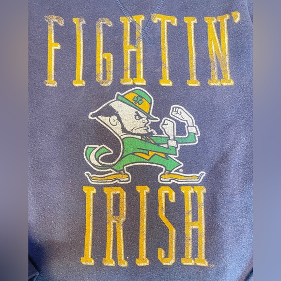 University T Notre Dame Sweatshirt Long Sleeve Fighting Irish Blue Green Small. - Picture 1 of 7